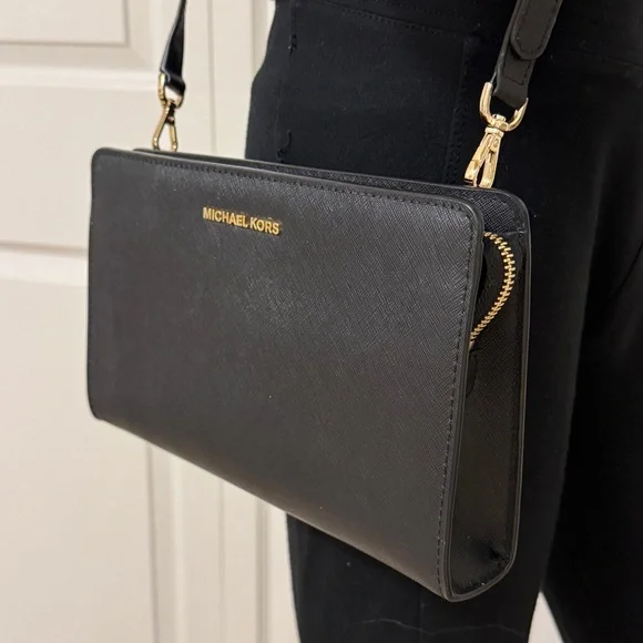 Michael Kors MK Black Crossbody Bag with Gold Accents LIKE NEW - Picture 14 of 15